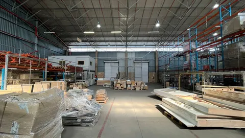 11 Milkyway Avenue, Linbro Businesspark, Sandton  For Sale has a 8500m² Industrial Property Available For Sale (45)